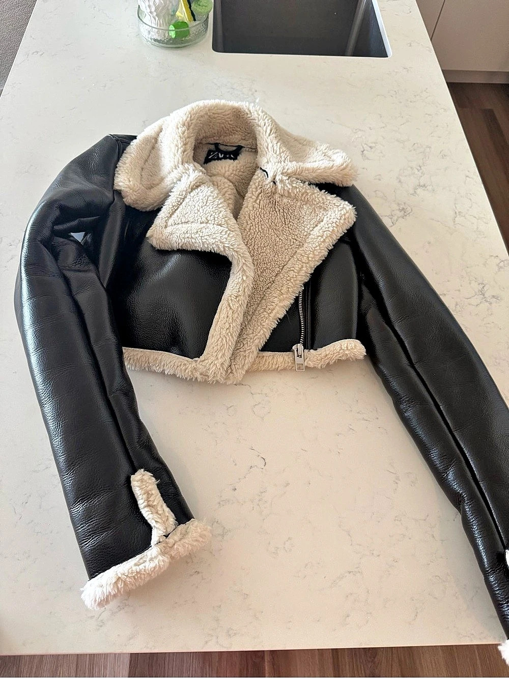 ZARA Double-Faced Cropped Jacket Black & Cream Size small